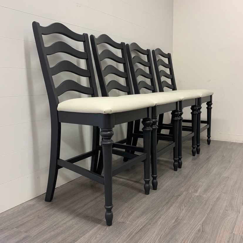 4 Cast Black Bar Stools