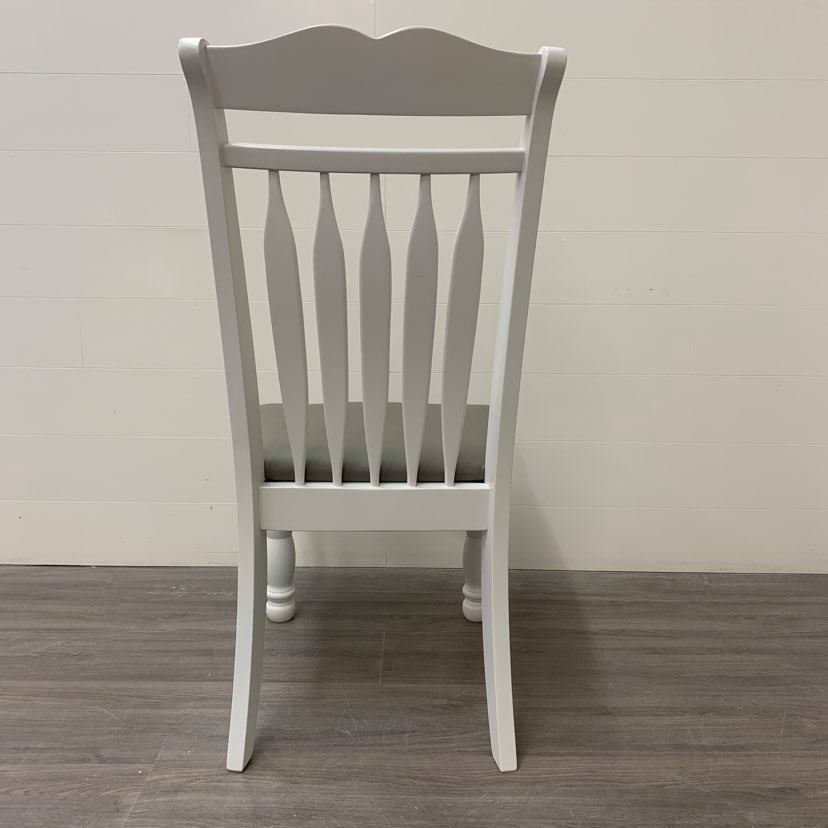 4 Maple Farmhouse Dining Chairs