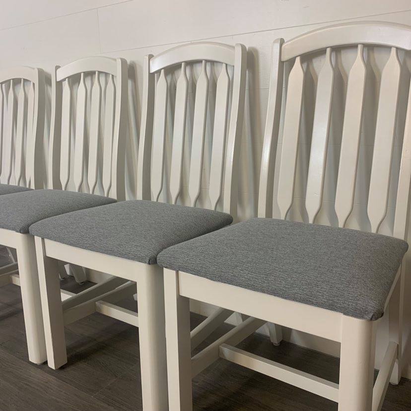4 Little White Dining Chairs