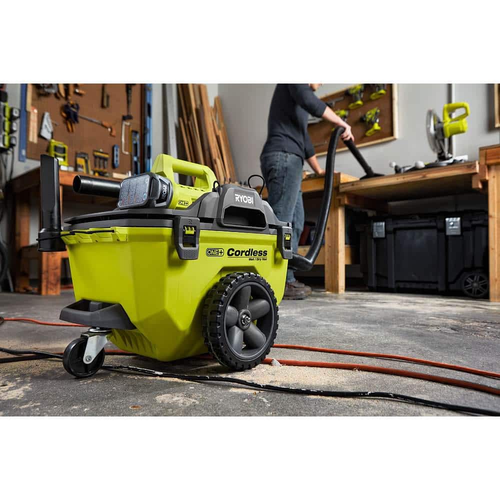 18V Cordless 6-Gallon Wet/Dry Vacuum Kit with Battery and Charger, P770KN