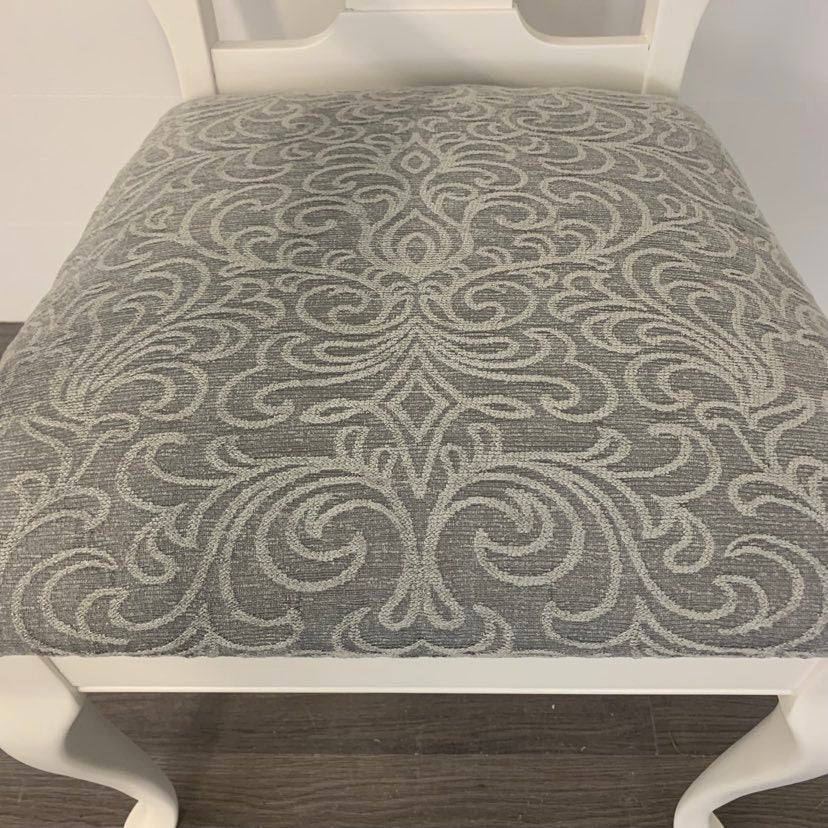 6 Little White Dining Chairs
