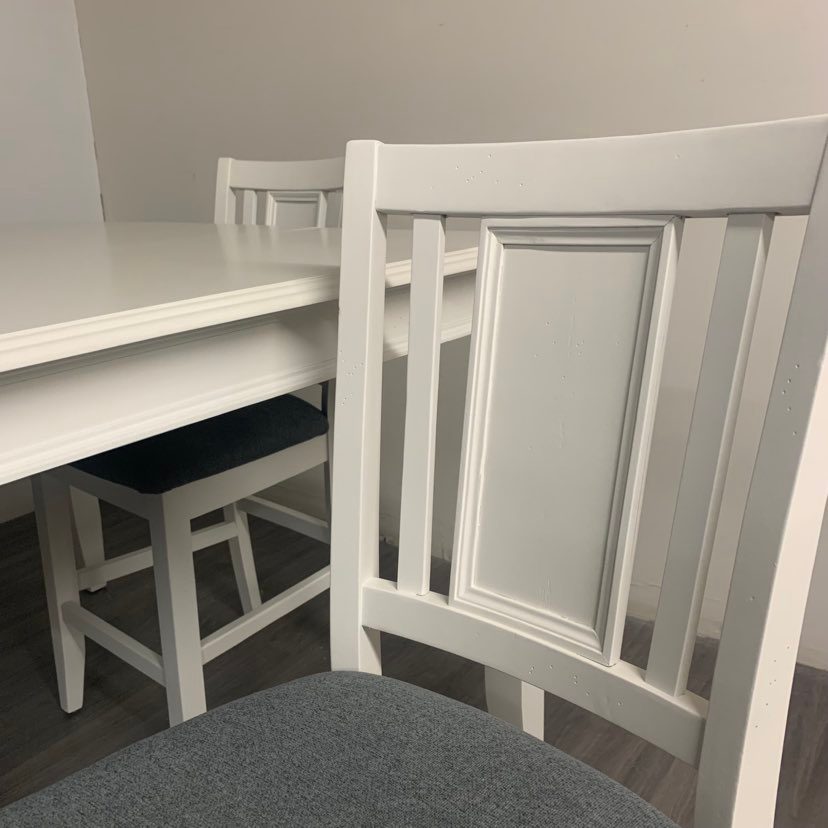 5 Piece Little White Dining Set