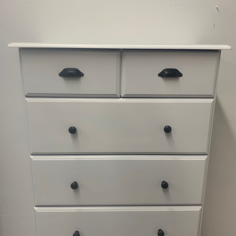 6 Drawer Crystal Mountain Dresser