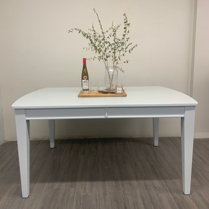 6 Piece Crystal Mountain Dining Set