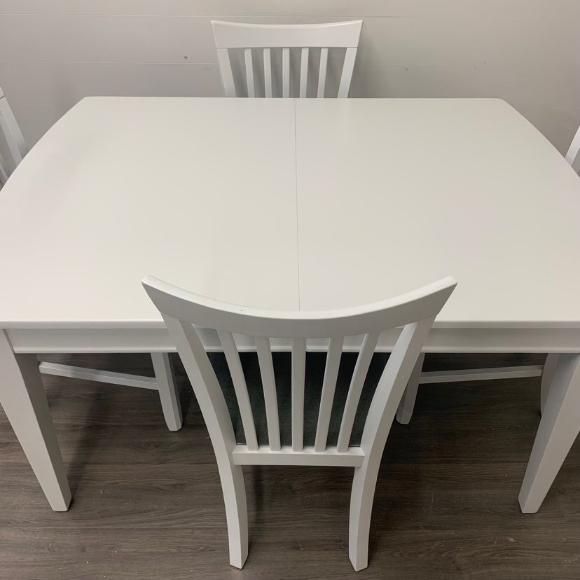 6 Piece Crystal Mountain Dining Set