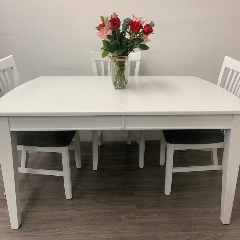 6 Piece Crystal Mountain Dining Set