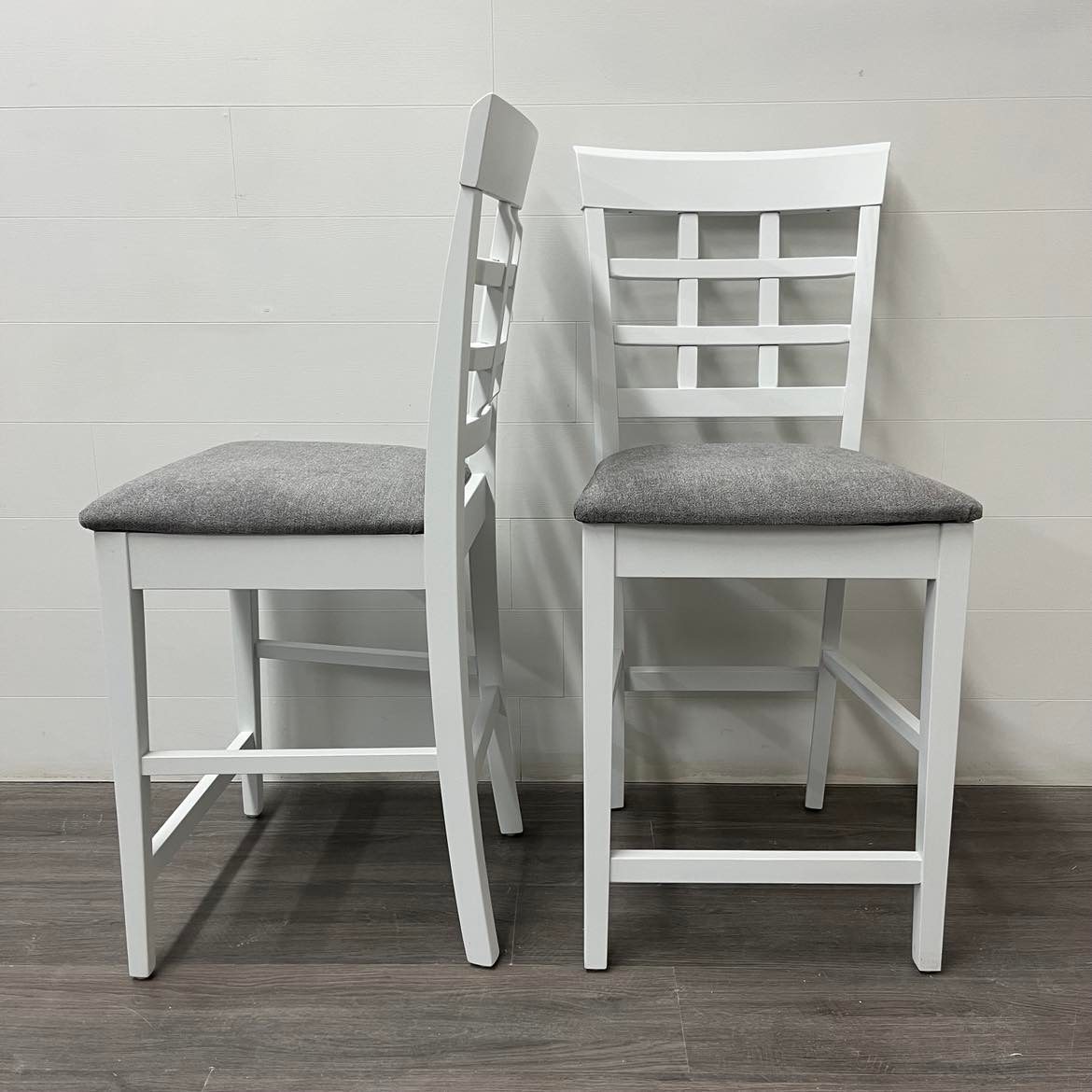 2 Counter Height Stools