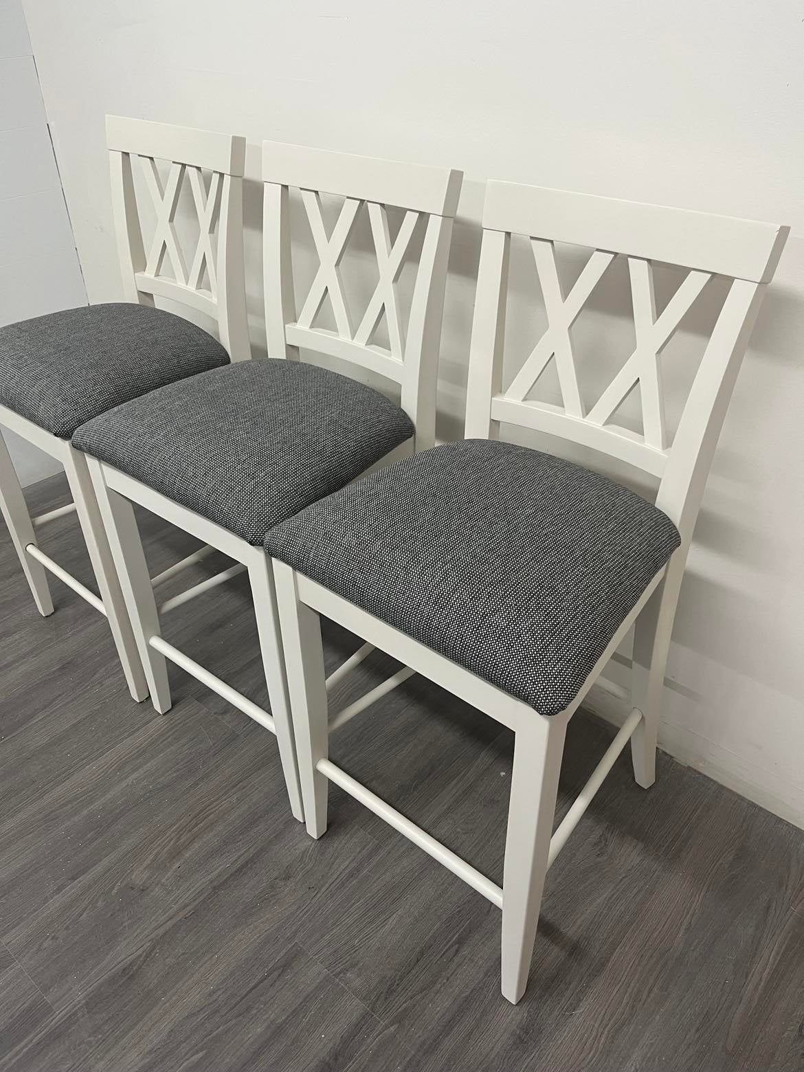 3 Counter Height Duramax Stools