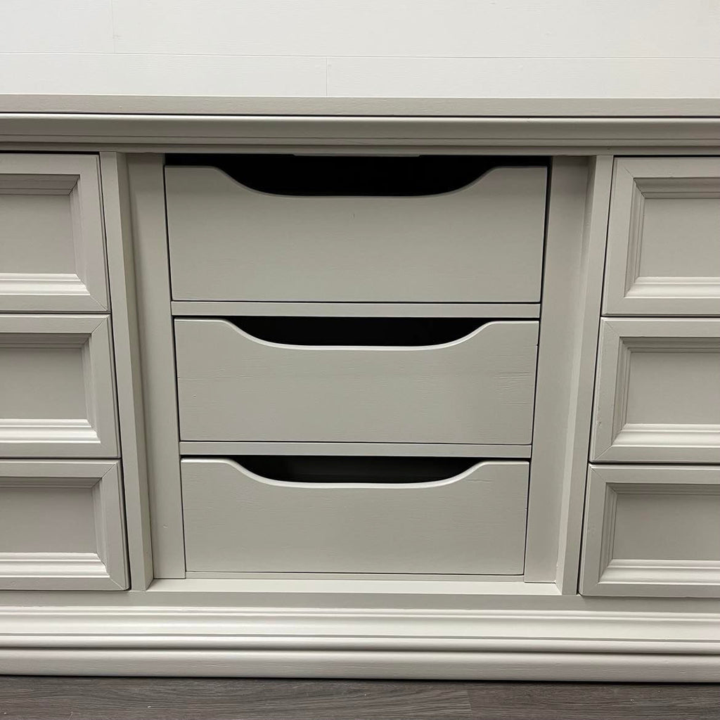 Shiplap Buffet