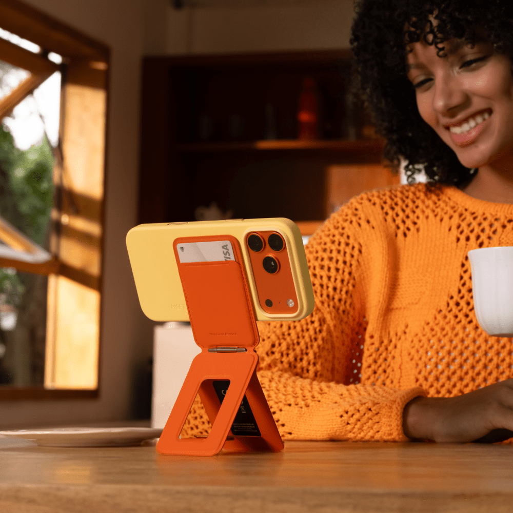 Trackable Tripod Wallet